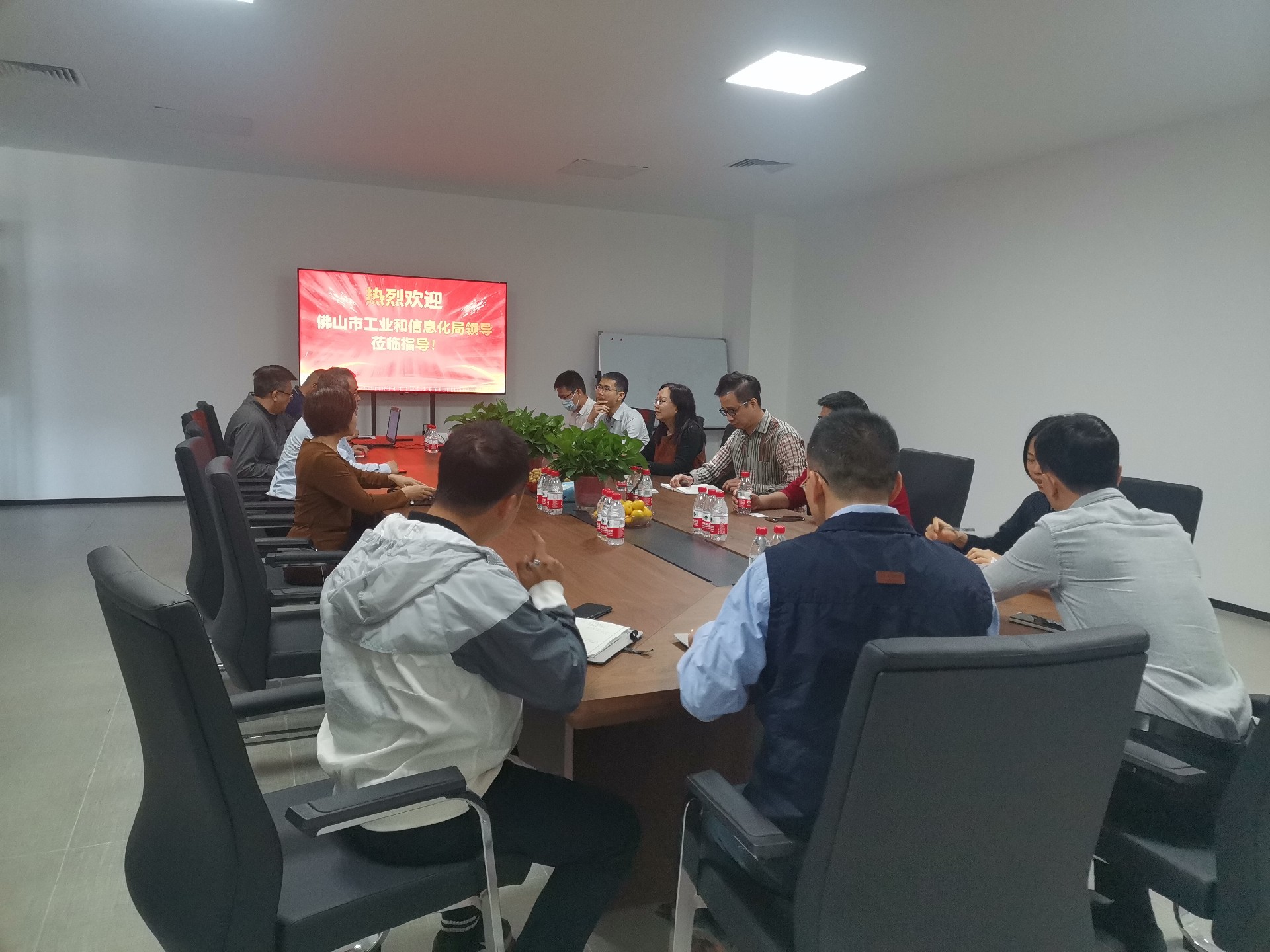 佛山市工業(yè)和信息化局?jǐn)y區(qū)、鎮(zhèn)各級(jí)領(lǐng)導(dǎo)對(duì)我司展開調(diào)研，助力企業(yè)未來發(fā)展