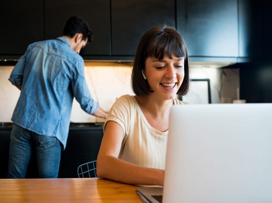 The “Snacks Habit” You’ll Get While Working From Home